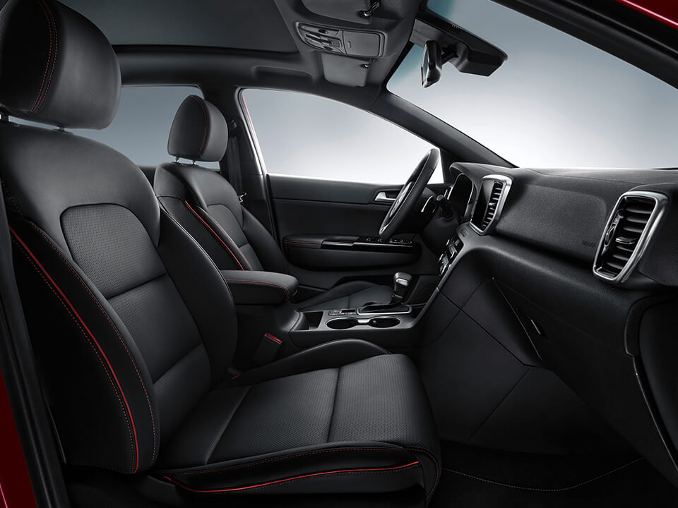 Kia Sportage red and black interior
