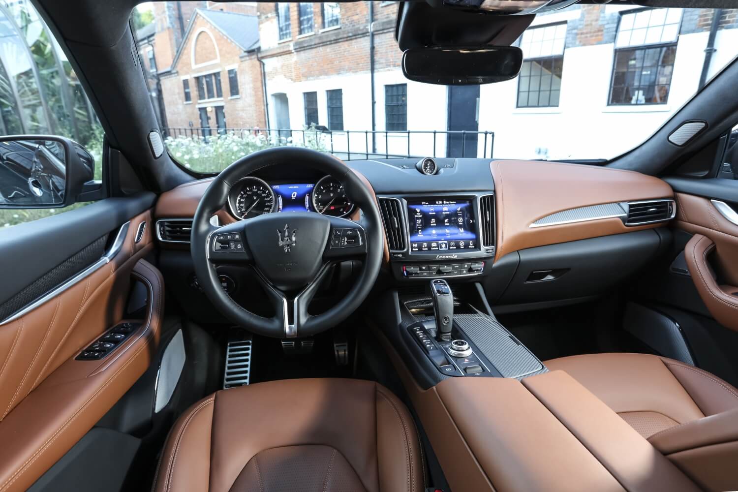 Maserati Levante GranLusso Interior