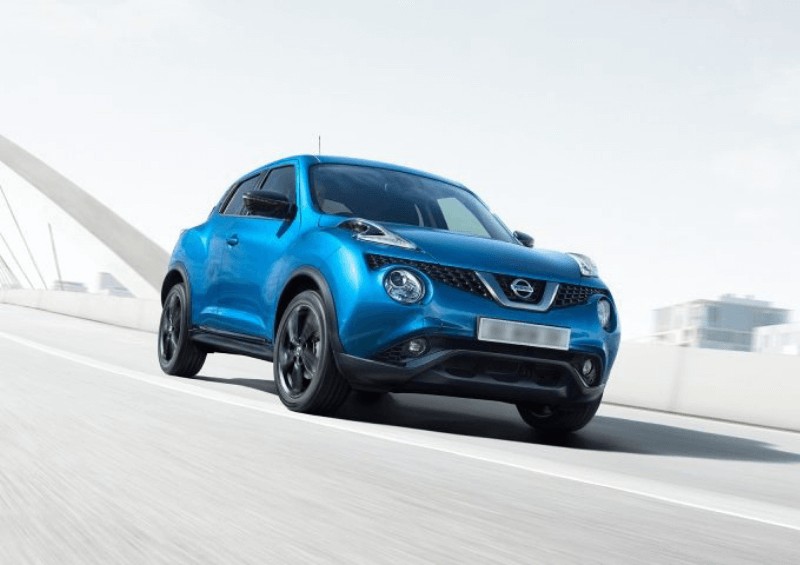 Nissan Juke in blue Nissan Juke in blue